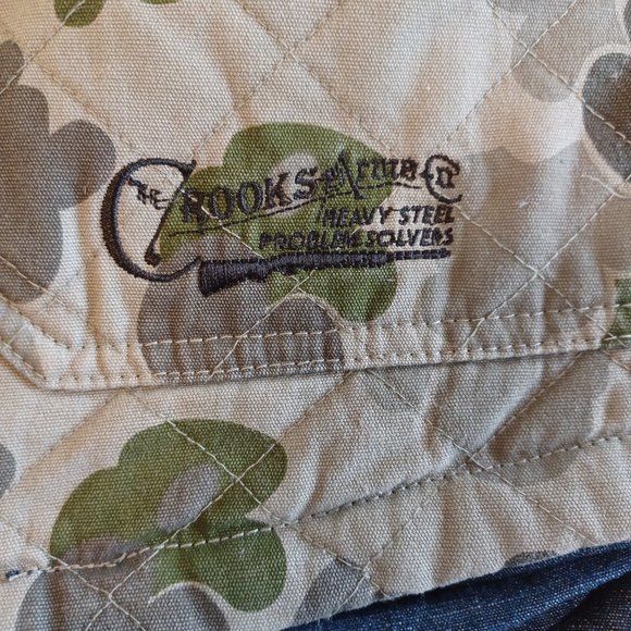 NWOT! Crooks Arms Co. Camo lined Vest - Many logos and patches (5231) - Picture 2 of 9